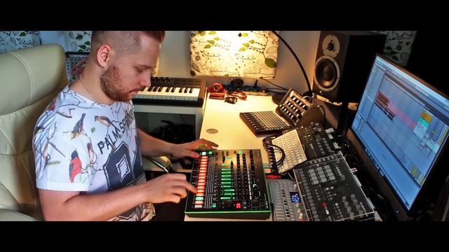 Pysh & Roland Aira Tr-8 смотреть онлайн