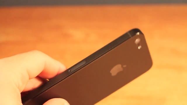 Review: Luma13 LumaGuard for iPhone 5 & 4/4S Matte Black & Blue смотреть онлайн