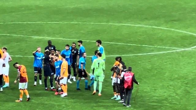 MAÇ SONU VE ZAHA ÜÇLÜ! (Galatasaray-Kasımpaşa) смотреть онлайн