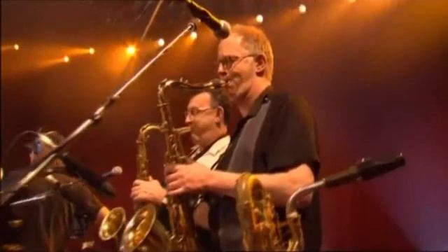 Paul Ansell : Shake, Rattle & Roll / Mess of Blues / One Night with You смотреть онлайн
