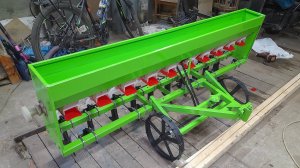 Обзор зерновой сеялки СЗ-10. Сборка и принцип работы высевных валов