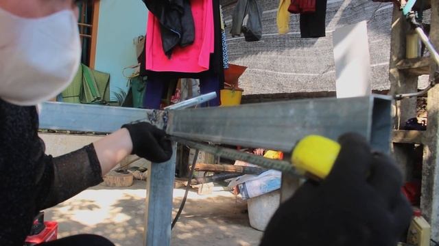 Design Your Own Mechanical Repair Table - Mechanic Girl Thao Cherry