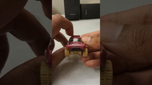 Hot Wheels 87 Dodge D100 metal-flake pink review with details смотреть онлайн