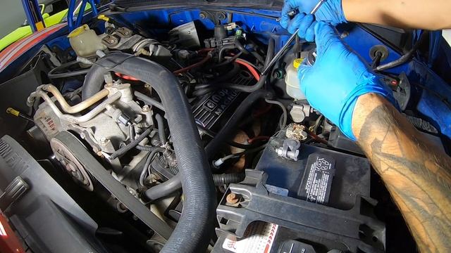 DODGE 5.2L 5.9L V8 MAGNUM Valve Cover Gasket Replacement смотреть онлайн