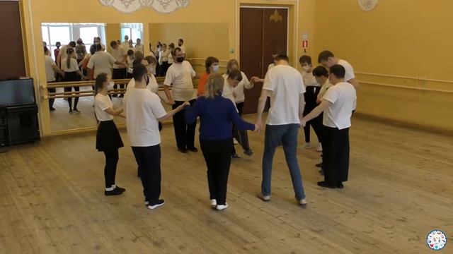 Открытый урок "Использование круговых танцев народов мира в развитии детей и молодых людей с ОВЗ". смотреть онлайн