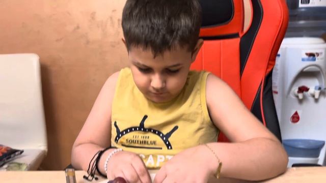Cu mama Anca de la Strehaia la masă! Astăzi am avut o stare mai proasta, după plecarea de acasă! смотреть онлайн