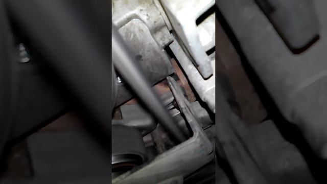 Недостаточная натяжка ремня ГРМ Chery A13. смотреть онлайн