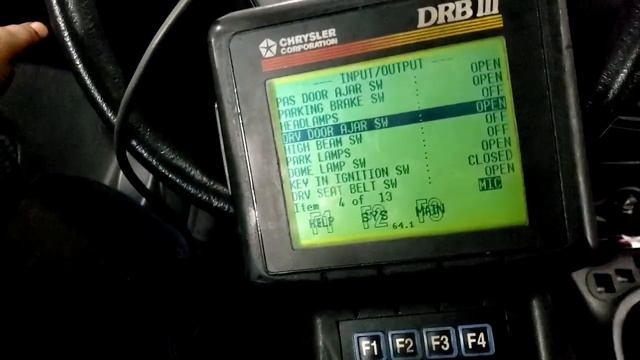 BAD NEWS FOR THIS CAR. OEM parts gone. Door locks and rear deck trunk not working. DRB scan tool. смотреть онлайн