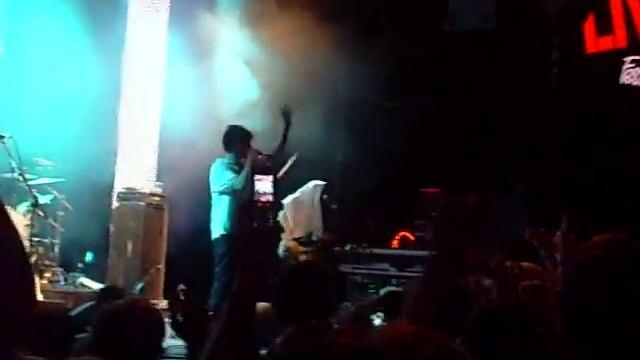 Jamie T - Sheila - iTunes Festival 2009 смотреть онлайн