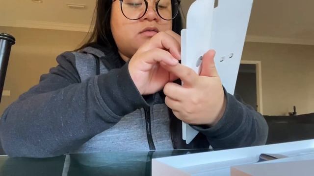 Unboxing Apple watch series 3 (is it worth it in 2020?) смотреть онлайн