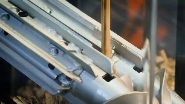 Stalk Rolls With a Feeding Chamber Are a MUST HAVE for Down Corn смотреть онлайн