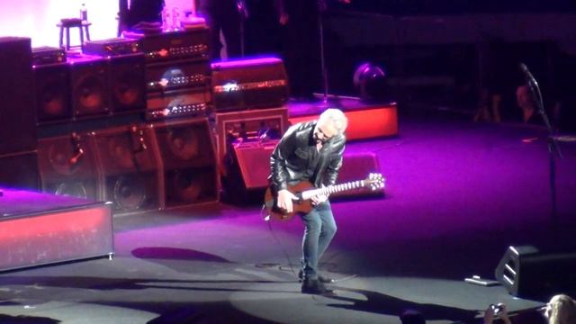 Fleetwood Mac -You Make Loving Fun - live in Hartford @ XL Center 11/1/2014 смотреть онлайн