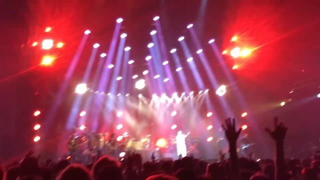 Enrique Bunbury- de todo el mundo (Pabellón Principe Felipe, Zaragoza 16/12/2017) смотреть онлайн
