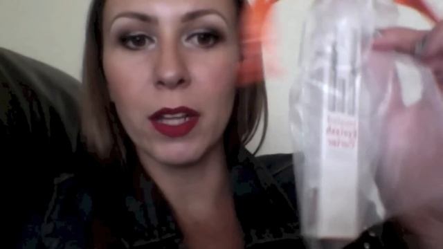 Chella Heated Lash Curler Review & Giveaway смотреть онлайн