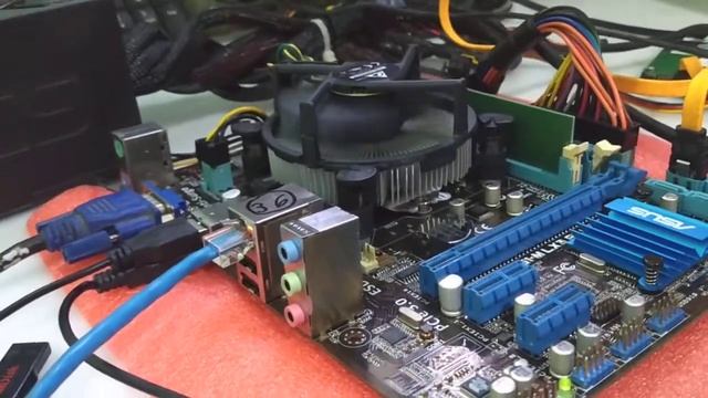 Placa mãe Asus P8H61-mlx3 plus R2.0 funcionando. i3, i5 e i7 смотреть онлайн