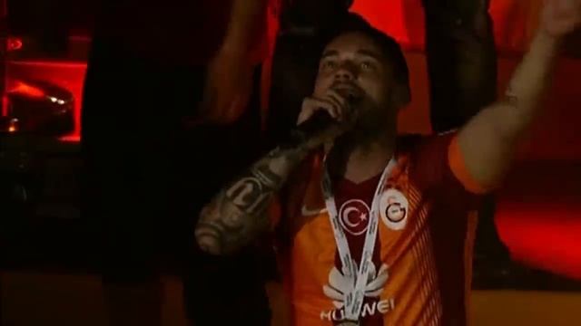 Wesley Sneijder Bir şey Söyleyecek şşş Fener Ağlama HD (niet Huilen Fener)