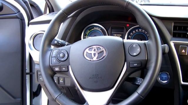 Toyota Auris Hybrid 008123 Automatik Navigation 2013 