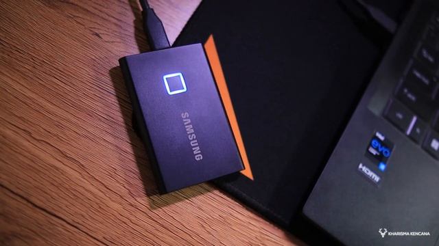 DATA KALIAN AMAN KALAU PAKAI INI, UNLOCK PAKAI FINGERPRINT | SSD EKSTERNAL SAMSUNG PORTABLE T7 TOUC смотреть онлайн