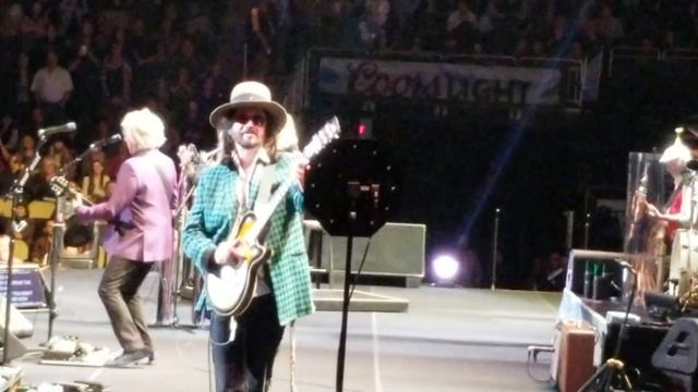 Fleetwood Mac Opening Song Pittsburgh 11-1-18 The Chain смотреть онлайн