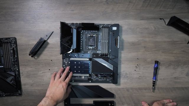 Aorus Z690 Xtreme : Dressed Up Version Of The Aorus Z690 Master.  Overview, Unbox And Rant