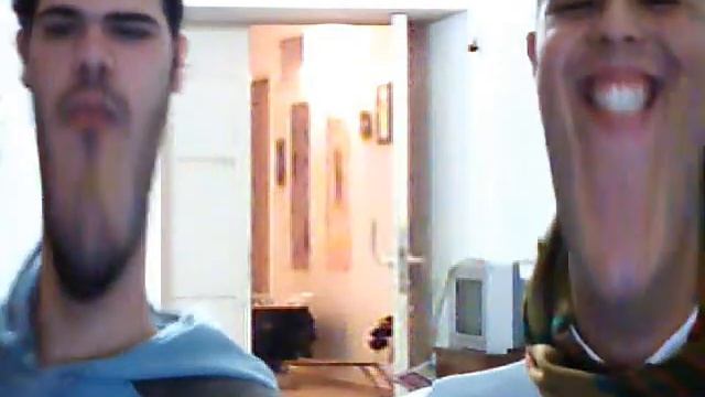 alessio e domenico a portici.wmv смотреть онлайн