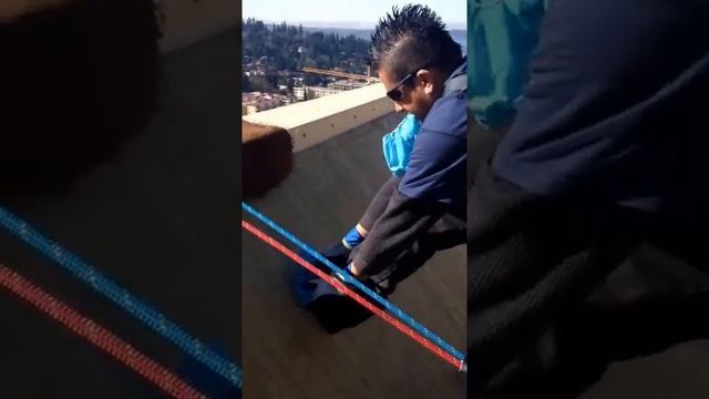 High Rise Window Cleaning - OSHA Approved Safe смотреть онлайн