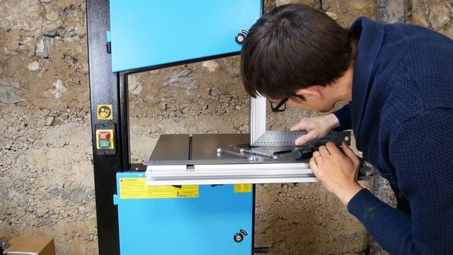 Comment régler une scie à ruban LEMAN SRU355 смотреть онлайн