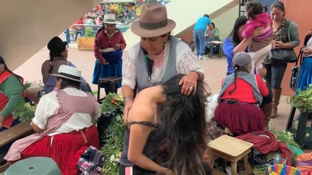 Spiritual Cleansing with Massage (LIMPIA ESPIRITUAL) with Doña Natividad, ASMR in Ecuador смотреть онлайн