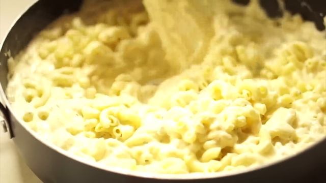How to make Seafood Mac and Cheese смотреть онлайн