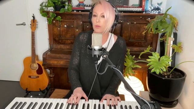 Emma Hewitt “Waiting” (Solo)