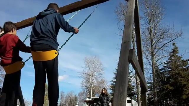 Playing on the swings with my cousins at lake lot last trip till next year happy thanksgiving смотреть онлайн