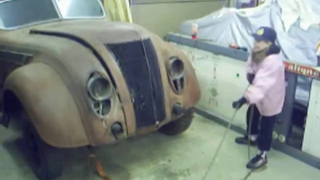 My 1935 Chrysler Airflow Finally in my garage. смотреть онлайн