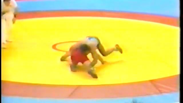 Dave Schultz v. Eisa Momeni of Iran 1994 world cup wrestling смотреть онлайн