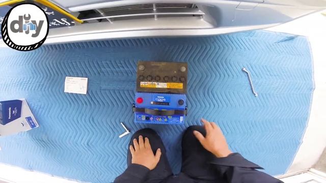 ダイハツ ムーヴ 「バッテリー交換方法」 /Daihatsu MOVE ''How to replace the battery'' LA100S LA110S /D.I.Y. Challenge смотреть онлайн