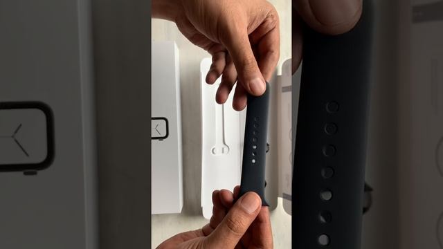 ASMR Unboxing Apple Watch series 4 44mm in South Africa смотреть онлайн