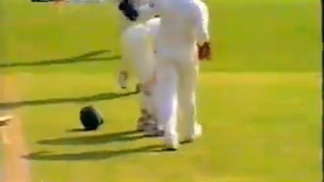 Shoaib Akhtar vs. Gary Kirsten смотреть онлайн