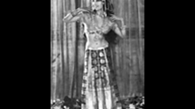 Lily Pons, "The Echo Song" by Bishop and La Forge, 1940 смотреть онлайн