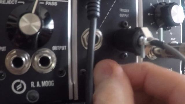 Moog 912 Envelope Follower - Modified.... смотреть онлайн