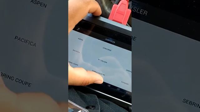 Key Programming 2006 Chrysler Town & Country. смотреть онлайн