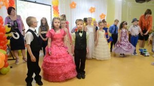 Песня про игрушки. Выпускной бал в детском саду