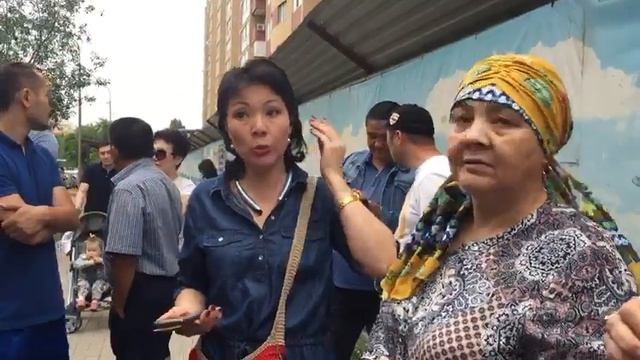 Они вложили 7 миллиардов тенге в жилье, а застройщик заложил их квартиры в банк. смотреть онлайн