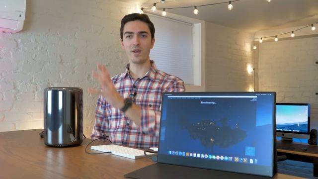 I bought the cheapest 'trashcan' 2013 Mac Pro just to prove how bad it is смотреть онлайн