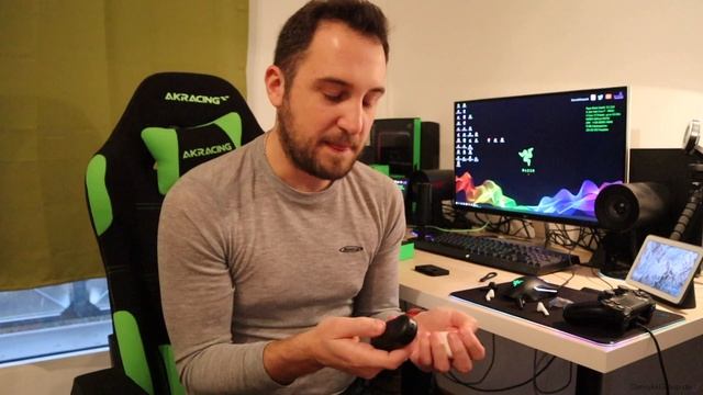 RAZER Hammerhead True Wireless earbuds смотреть онлайн