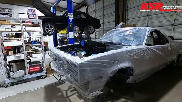 Mullet El Camino Build Episode 3! Installing the Engine, but Issues Arise!! смотреть онлайн