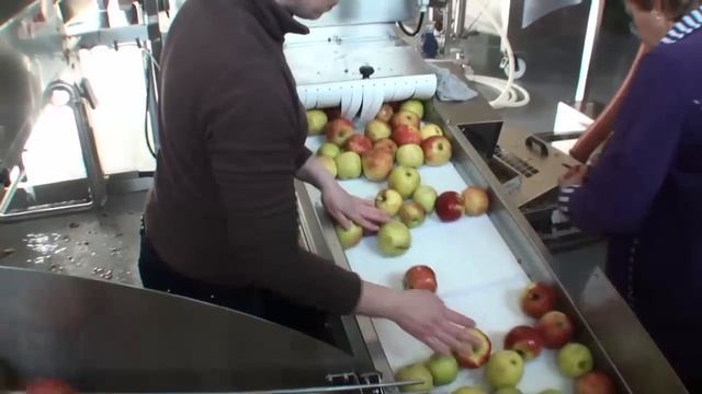 SRAML Apple Juice processing Line with VP32 Czech 2014 смотреть онлайн