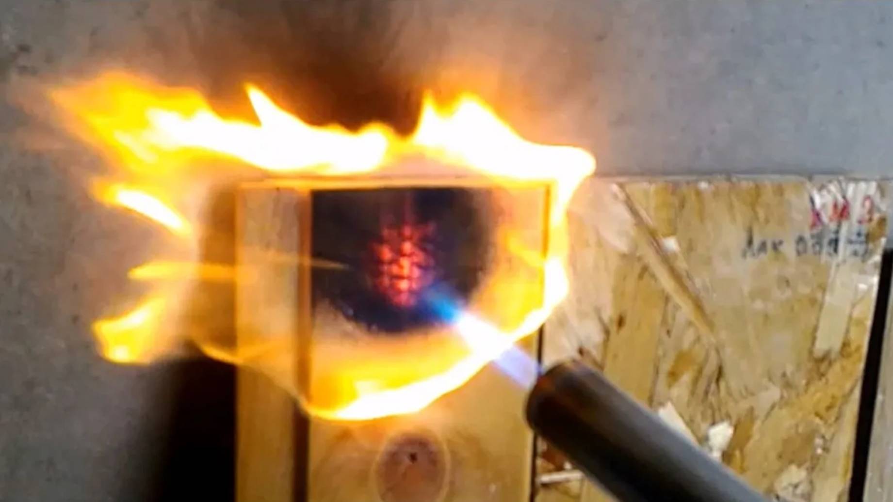 Огнезащитные лаки для дерева, ДСП, ДВП, ламината, пластика, металла, оргалита, картона, вагонки. смотреть онлайн