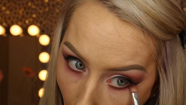GRUNGE & GLAM ♥ Martha Ryan - Makeup Artist смотреть онлайн