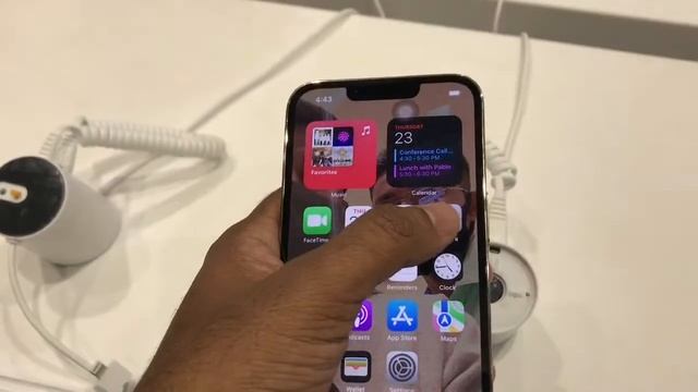 iPhone 13 pro demo available at lulu Trivandrum смотреть онлайн