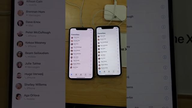 IPhone XR Bezels Compared to iPhone XS and iPhone Max XS - What do you think?? смотреть онлайн