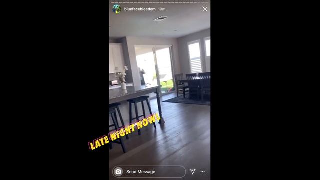 Blueface's Baby Mama Spazzes Out & Breaks His Window! - SHE RESPONDS смотреть онлайн